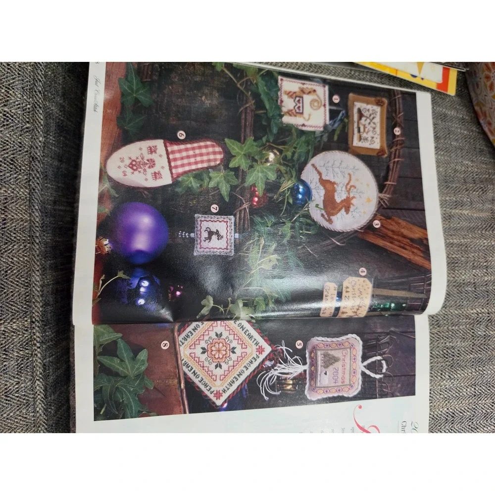Just CrossStitch magazine 2004 special holiday issue patterns‎ vintage